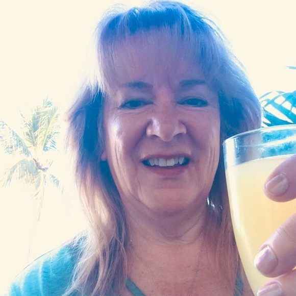 Meet your Posher, Ann - Picture 1 of 1